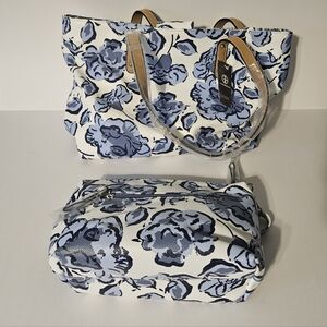 NWT Giani Bernini Floral Print Tote and Pouch Set - Blue/White